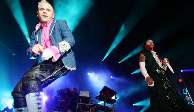 The Prodigy de geliyor!