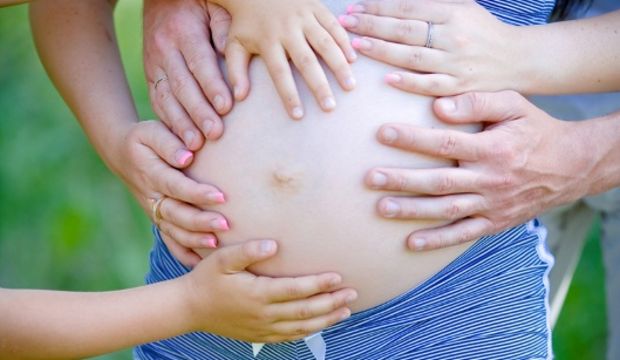 Zorlayarak, zorlanarak doğum olmaz!