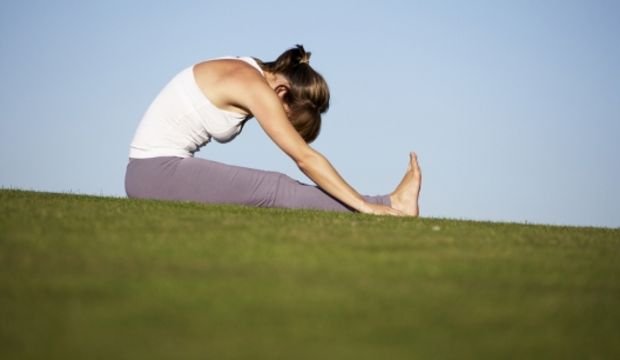 Uykusuzluk ve sürekli yorgunluk için 5 yoga pozu