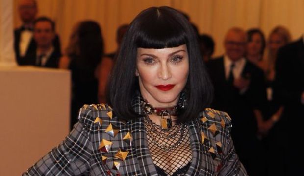 Madonna nişanlandı!