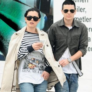 Ameliyatla erkek olan Nil Erkoçlar, sevgilisi Aylin’le birlikte...