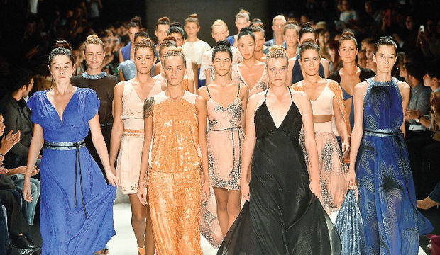 Fashion Week’e egzotik veda