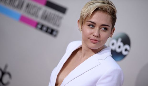 Yılın ünlüsü Miley Cyrus oldu