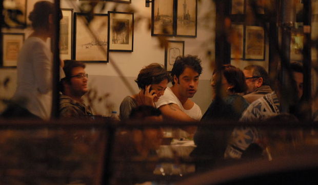 Aşkları fotoğrafla onaylandı