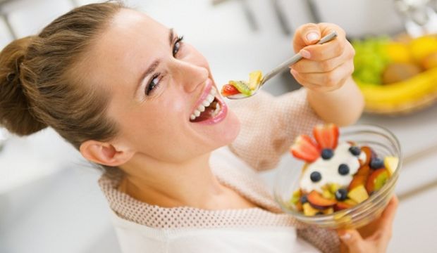 Daha çekici görünmenin sırrı meyve'de