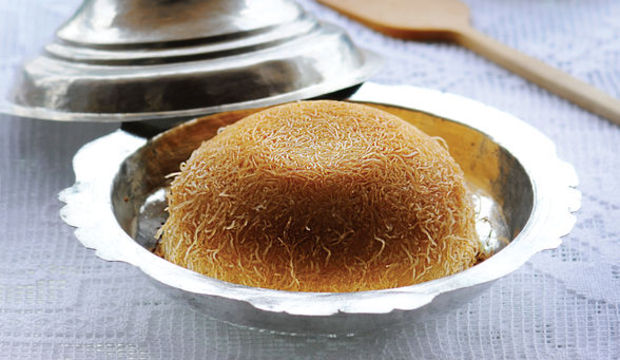 Tel kadayıflı pilav