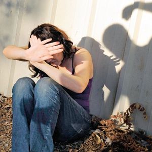 Kaşının üstünde gözün var!