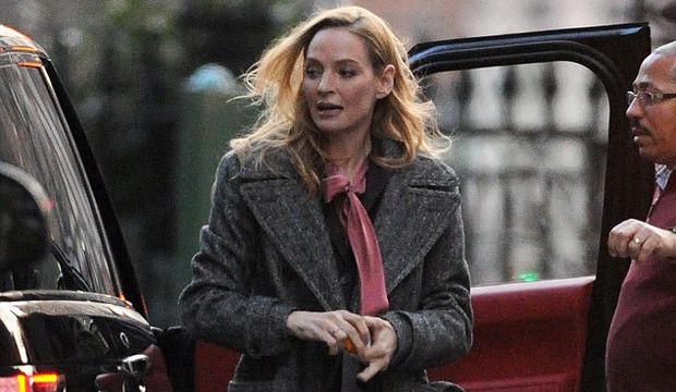 Uma Thurman gribe karşı C vitamini tüketiyor