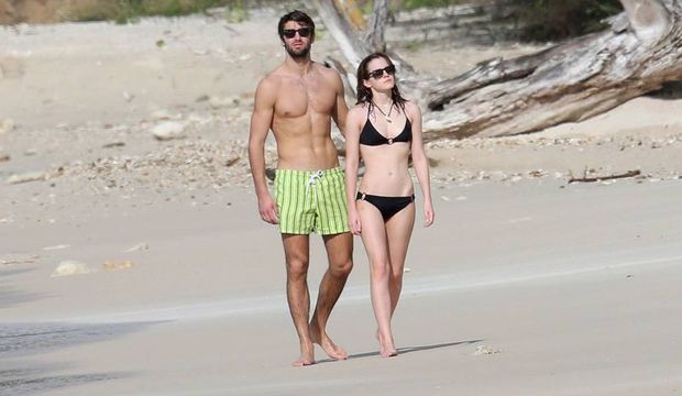 Emma Watson sevgilisi ile tatilde