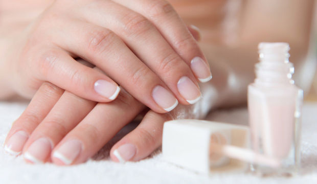 Tırnaklarınızı ballı karışımla güçlendirin