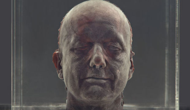 Kanı ile yaptığı heykeli İstanbul'da