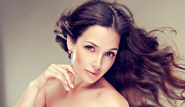 Kadınlar saçlarına 14 bin saat ayırıyor