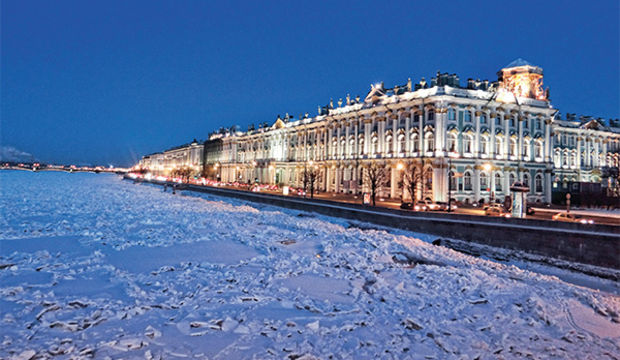 St. Petersburg’da ayaz geceler