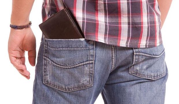 Arka cepte taşınan cüzdan siyatik yapıyor!