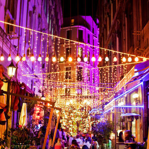 Hangi ünlü nerede eğleniyor?