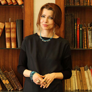  Elif Şafak: "Öfkesiz siyasi dili kadınlar yaratabilir"