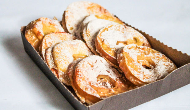 Elma keki nasıl yapılır?