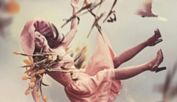 Bir Kadın Nasıl Büyür