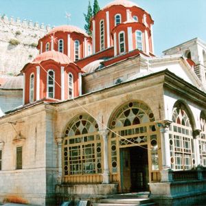 Aynaroz’da cami...