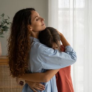 "Kızımın sevgilisi var ne yapmalıyım?" diyorsanız...