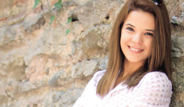 Selen Seyven: "Televizyonda kimse oyunculuk yapmıyor"