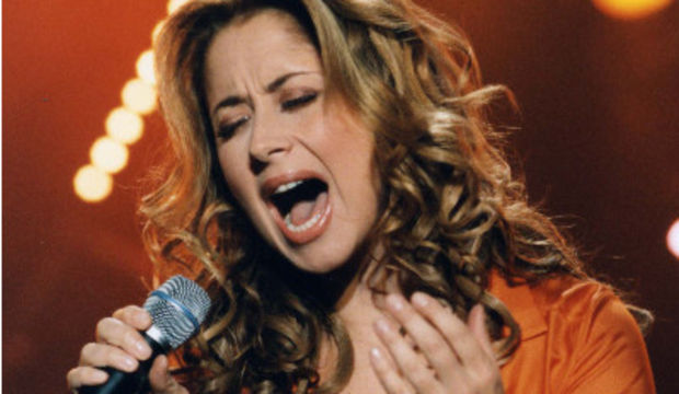 Lara Fabian geliyor
