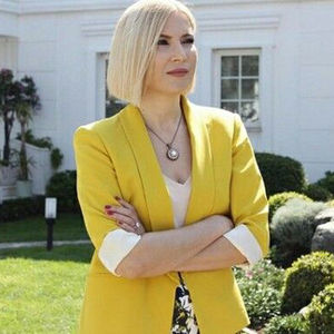 Medcezir dizisinin Sude'si Şebnem Dönmez...