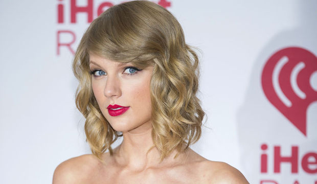 Taylor Swift hayranlarını evine topladı