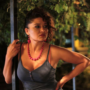 Nurgül Yeşilçay'ın 'Gece' filmine gişe şoku...