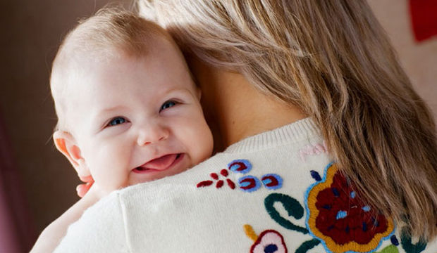 Bebeğiniz sevmeyi nereden öğrenir?