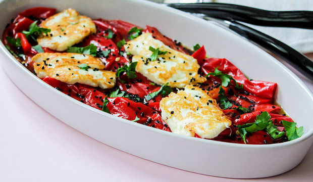 hellim peynirli biber salatası