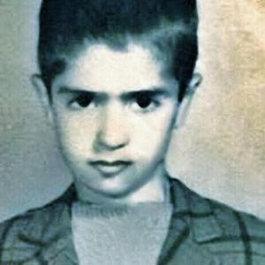 Ünlülerin çocukluk halleri