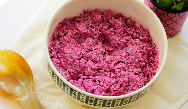 Pembe coleslaw
