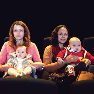 Bebekle sinema keyfi