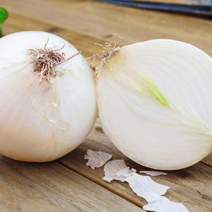 Hastalığa soğanlı süt 