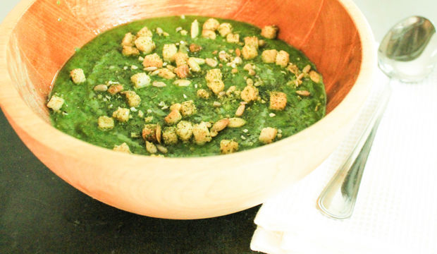 Ispanaklı bezelye çorbası tarifi