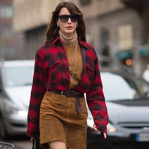 Gömlek giymeyi biliyor musunuz?