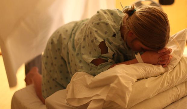 Zorla epizyotomi yapan doktora dava açıldı