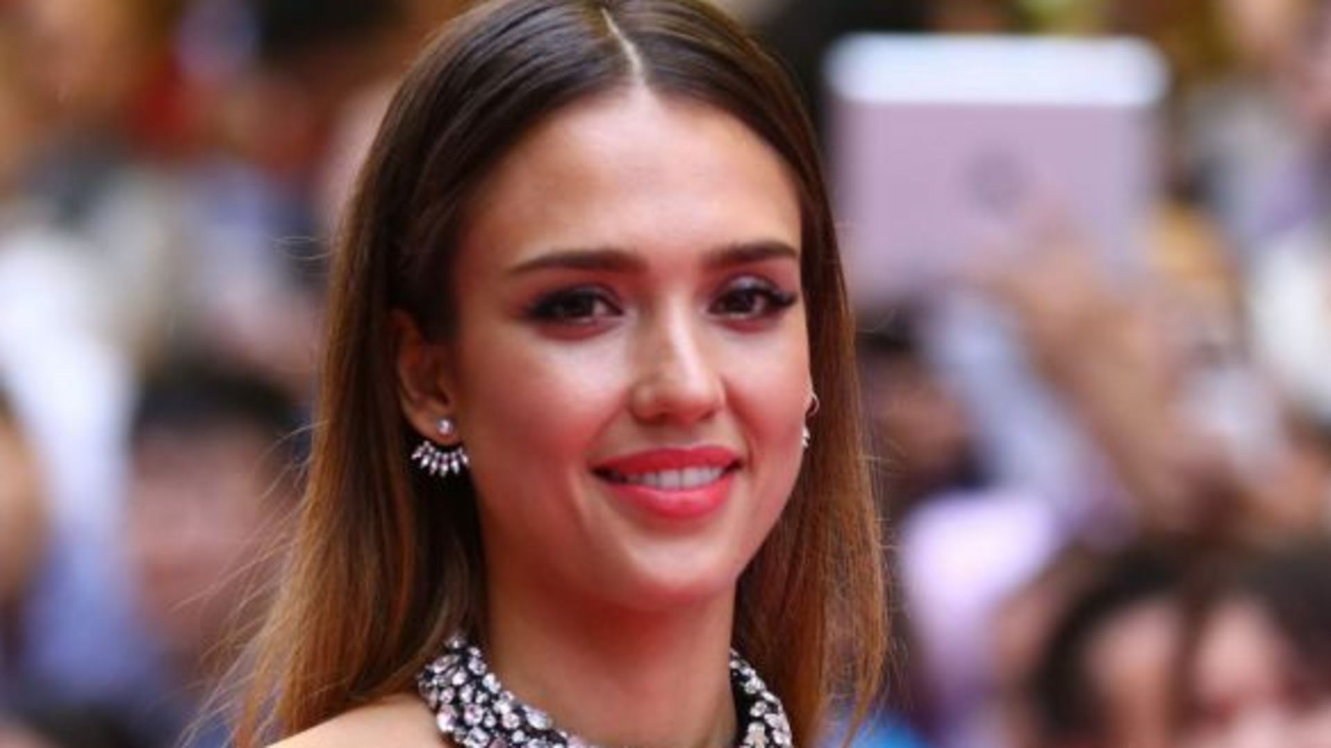 Eyeliner kraliçesi Jessica Alba Ondan öğreneceğimiz çok şey var