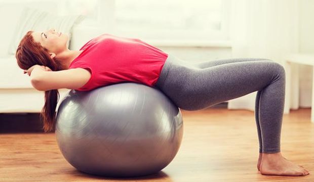 Evde kendi kendine pilates yapmak