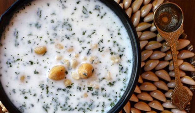 Ayran aşı çorbası