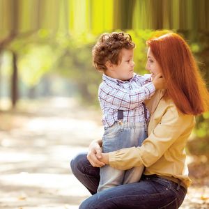 Çocuğunuzu övmenin türlü yolları!