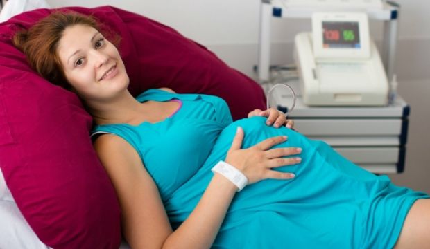 Doğumda zarların sıyrılması