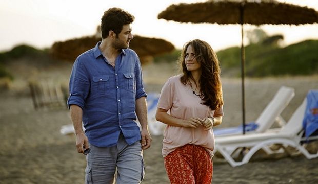 Aslı Tandoğan: Kendimiz olmak için...