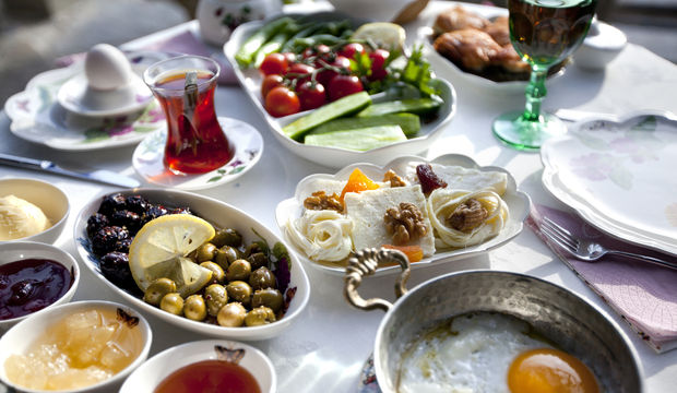 Kahvaltının mutlulukla bir ilgisi olmalı