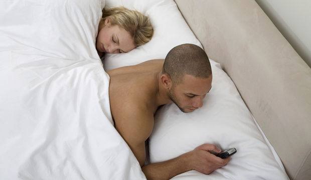 Sevgilimin beni aldattığını biliyordum