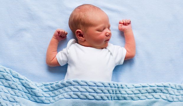 Göbek kordonunu geç kesmenin faydaları