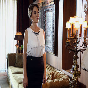 Neriman Uğur: ‘Aşk acıdır ve acıtır’