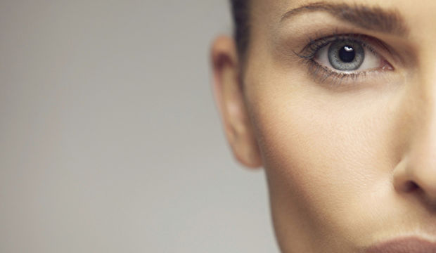 Göz çevresinde yapılan uygulamalara dikkat