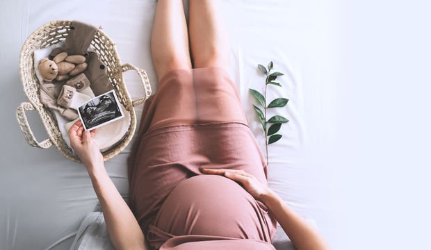 Suyun gelmesiyle doğum başlar mı?